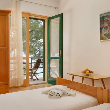 Pine And Sunshine Apartments Podgora Ngoại thất bức ảnh