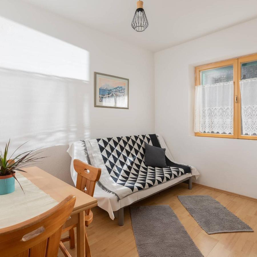 Pine And Sunshine Apartments Podgora Ngoại thất bức ảnh